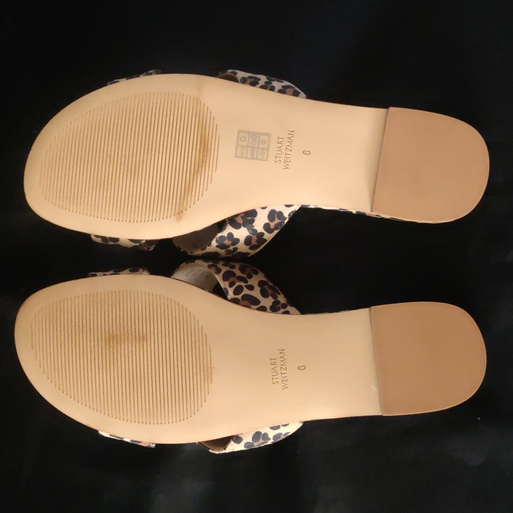 Stuart WeitzmanRoza Leopard Print Leather Sandals. Size 6B - Picture 6 of 11
